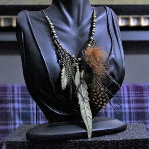 NWT Necklace and Earring Feather Set